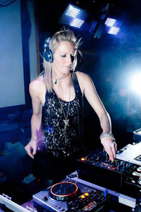 DJ Jess - Coast Mountain DJ Crew